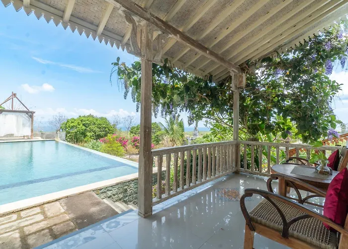 Olala Penida Sea View 3*