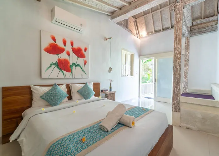 Olala Penida Sea View 3*